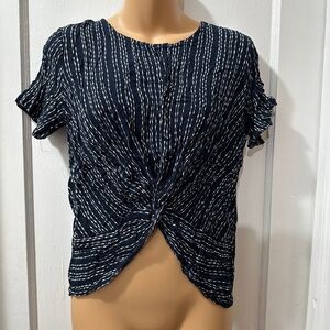 Potters Pot Blue Patterned Twist Detail Short Sleeve Top in S
